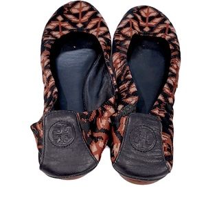 TORY BURCH Aztec Rare Eddie Ballet Flats. Size 6.5